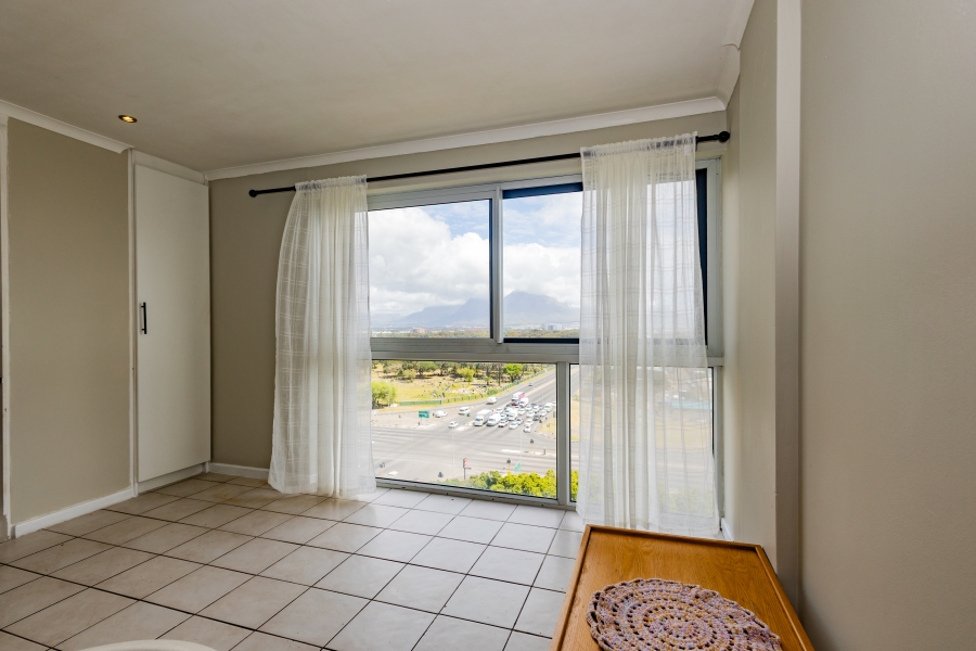 1 Bedroom Property for Sale in Townsend Estate Western Cape